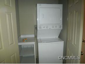 B202 Country Club Dr - Photo 10