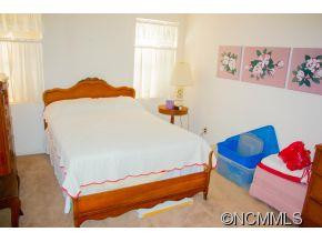 403 Abbey Circle - Photo 7