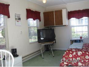 308 Forsythia Ct. - Photo 16