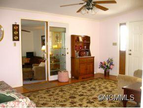 308 Forsythia Ct. - Photo 7