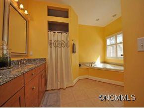 619 FERNCLIFF LN - Photo 12