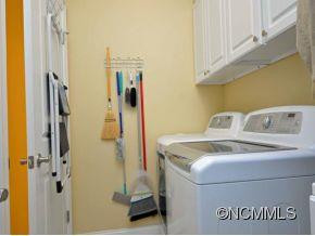619 FERNCLIFF LN - Photo 15