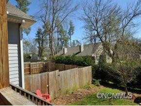 619 FERNCLIFF LN - Photo 17
