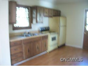 37 Mountainview Road - Photo 3