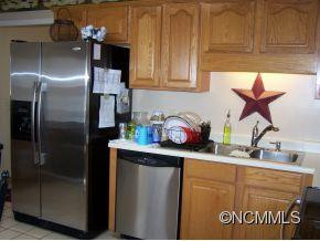 111 Ridgewood - Photo 6