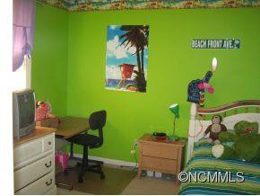 111 Ridgewood - Photo 9