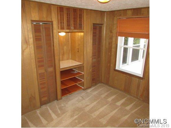  - Photo 11