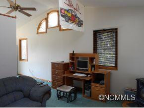 289 Garren Creek Road - Photo 6