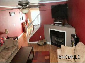 170 WILTSHIRE CIRCLE - Photo 3