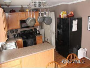 170 WILTSHIRE CIRCLE - Photo 7