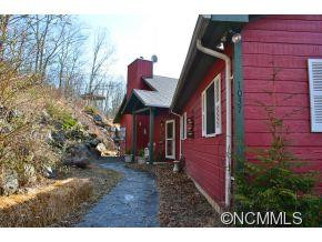 1037 Blue Rock Road - Photo 3