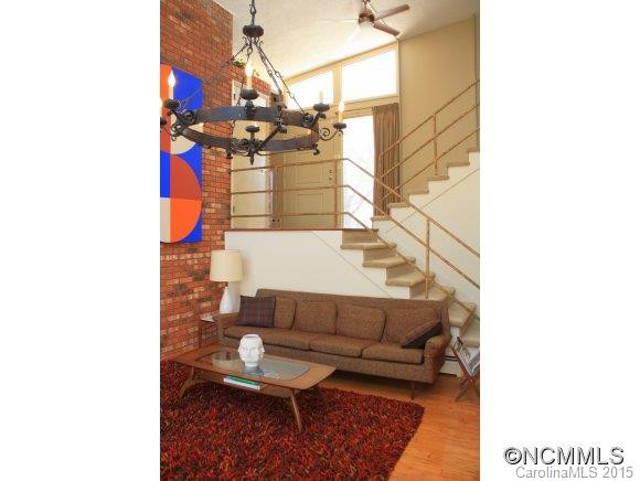 22 Jarnaul Avenue - Photo 5
