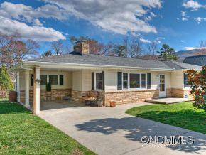 208 Stonewall Avenue