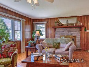 208 Stonewall Avenue - Photo 4