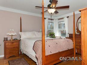 208 Stonewall Avenue - Photo 10