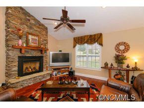 112 Charles Ridge Rd - Photo 5