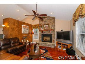 112 Charles Ridge Rd - Photo 6
