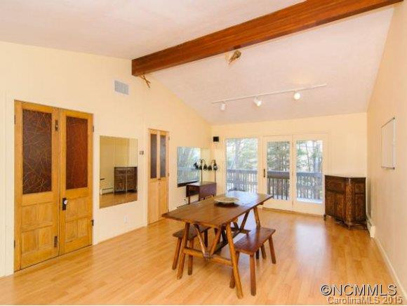 7 KENT PLACE - Photo 9