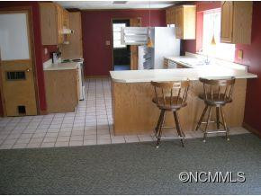 1110 Sylvan Blvd - Photo 2