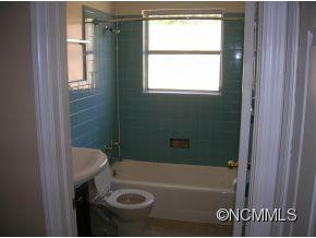 1110 Sylvan Blvd - Photo 10