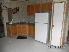1054 Charlotte Highway - Photo 4