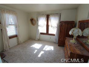 2166 Lake Logan Road - Photo 17