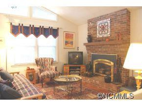 134 Glenview Drive - Photo 2