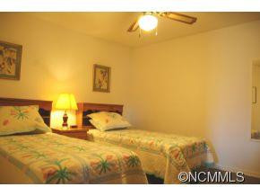 134 Glenview Drive - Photo 11