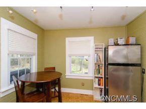 14 Roosevelt Street - Photo 12