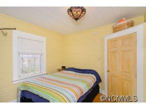 14 Roosevelt Street - Photo 15