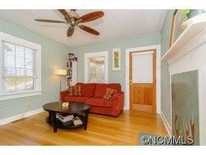 14 Roosevelt Street - Photo 7