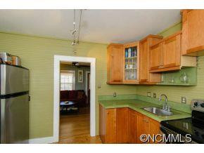 14 Roosevelt Street - Photo 9