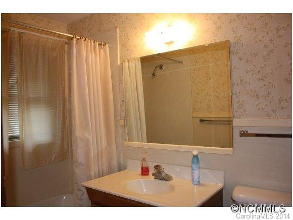 330 Sourwood Ridge Road - Photo 11
