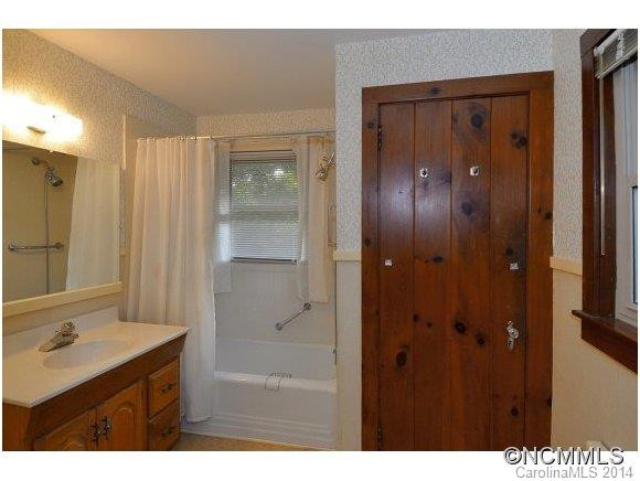 330 Sourwood Ridge Road - Photo 8