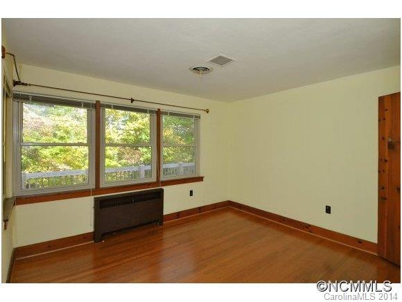 330 Sourwood Ridge Road - Photo 9