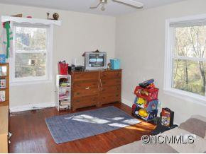 27 Meadowbrook Ave - Photo 11