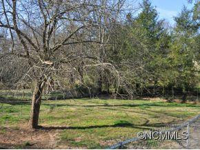 27 Meadowbrook Ave - Photo 3