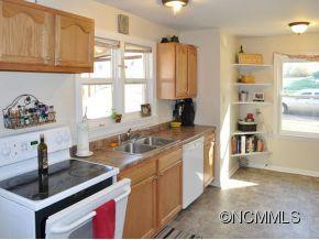 27 Meadowbrook Ave - Photo 7