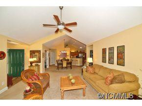 228 Summerfield Place - Photo 11