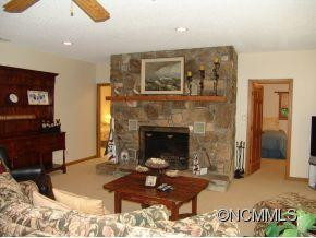 843 North Club Boulevard - Photo 13
