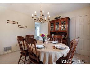 523 Rose Hill Road - Photo 5