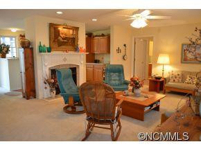 64 Founders Way - Photo 2