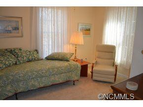 64 Founders Way - Photo 8