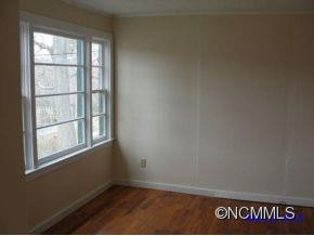 30 CLARENDON AVENUE - Photo 4