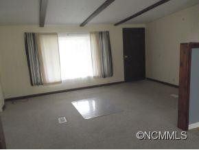 171 Vineyard Loop Road - Photo 3