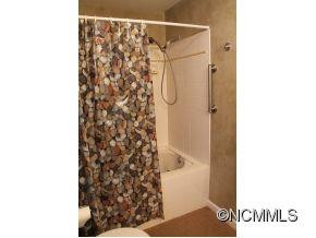 14 Green Valley Road - Photo 17