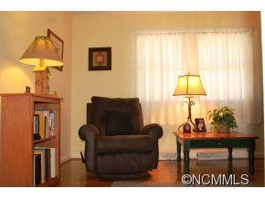 14 Green Valley Road - Photo 5