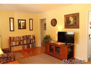 14 Green Valley Road - Photo 6