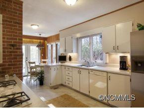76 FOREST ROAD - Photo 10