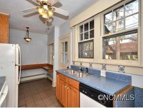 118 MACON AVE. - Photo 7